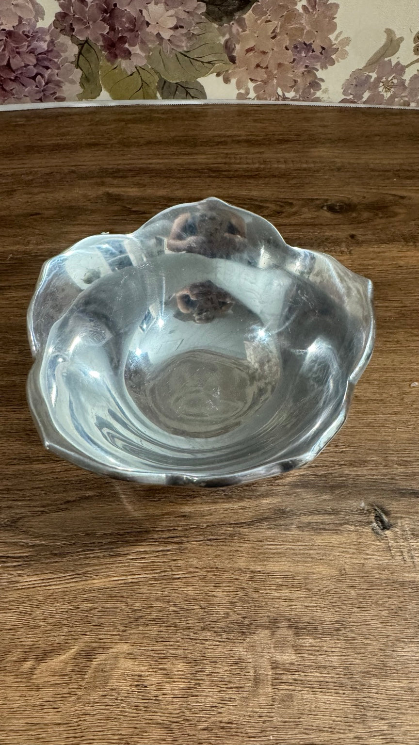 Vintage Hand Hammered Aluminum Petal Bowl Scalloped Flower Dish Mid Century 5”