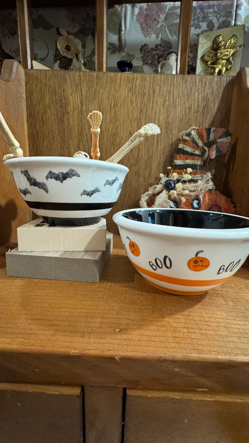 Potter’s Studio Halloween Ceramic Bowls – Set of 2