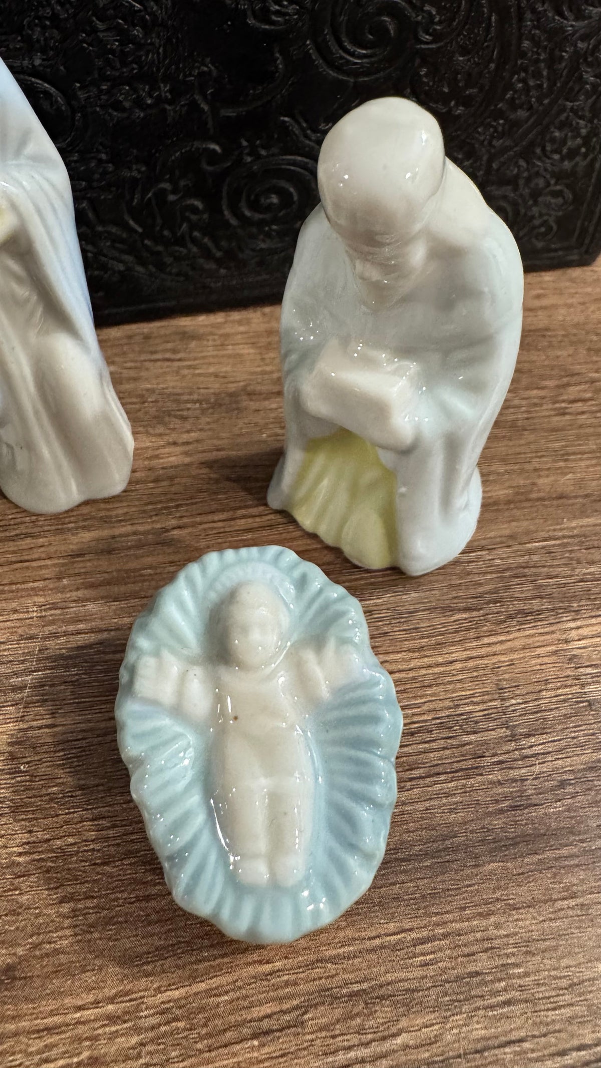 Miniature Pastel Porcelain Nativity – 5 Pieces