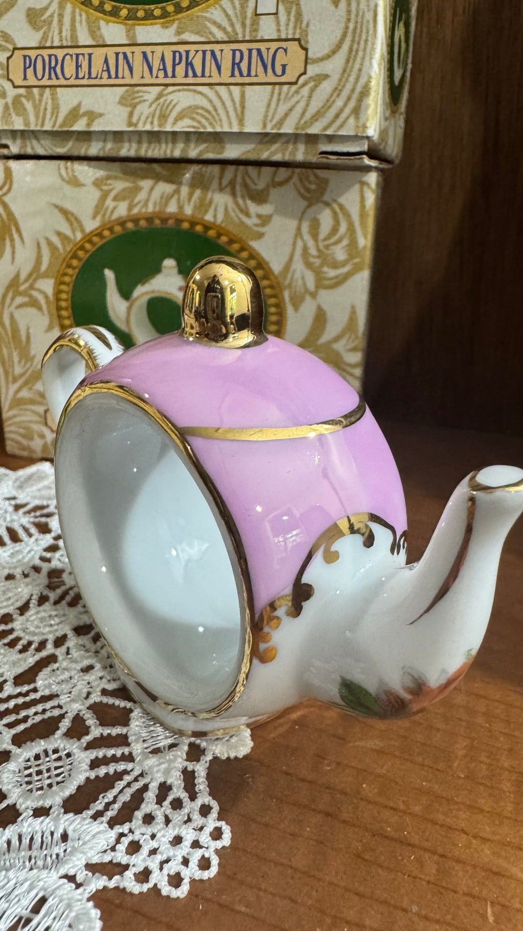 Set of 5 Cracker Barrel Porcelain Teapot Napkin Rings – Pastel Floral & Gold Trim – Boxed