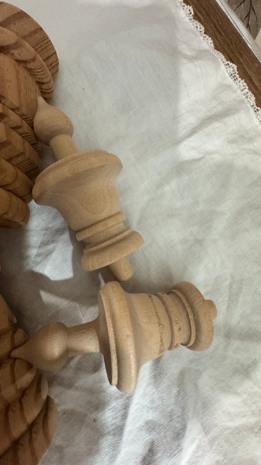 Lot of 6 Solid Wood Furniture Finials & Decorative Turned Wood Pieces