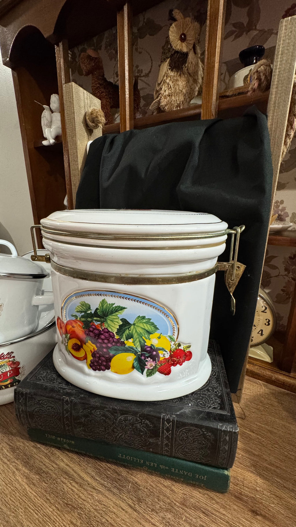Vintage Knott’s Berry Farm Ceramic Fruit Canister with Clamp Lid