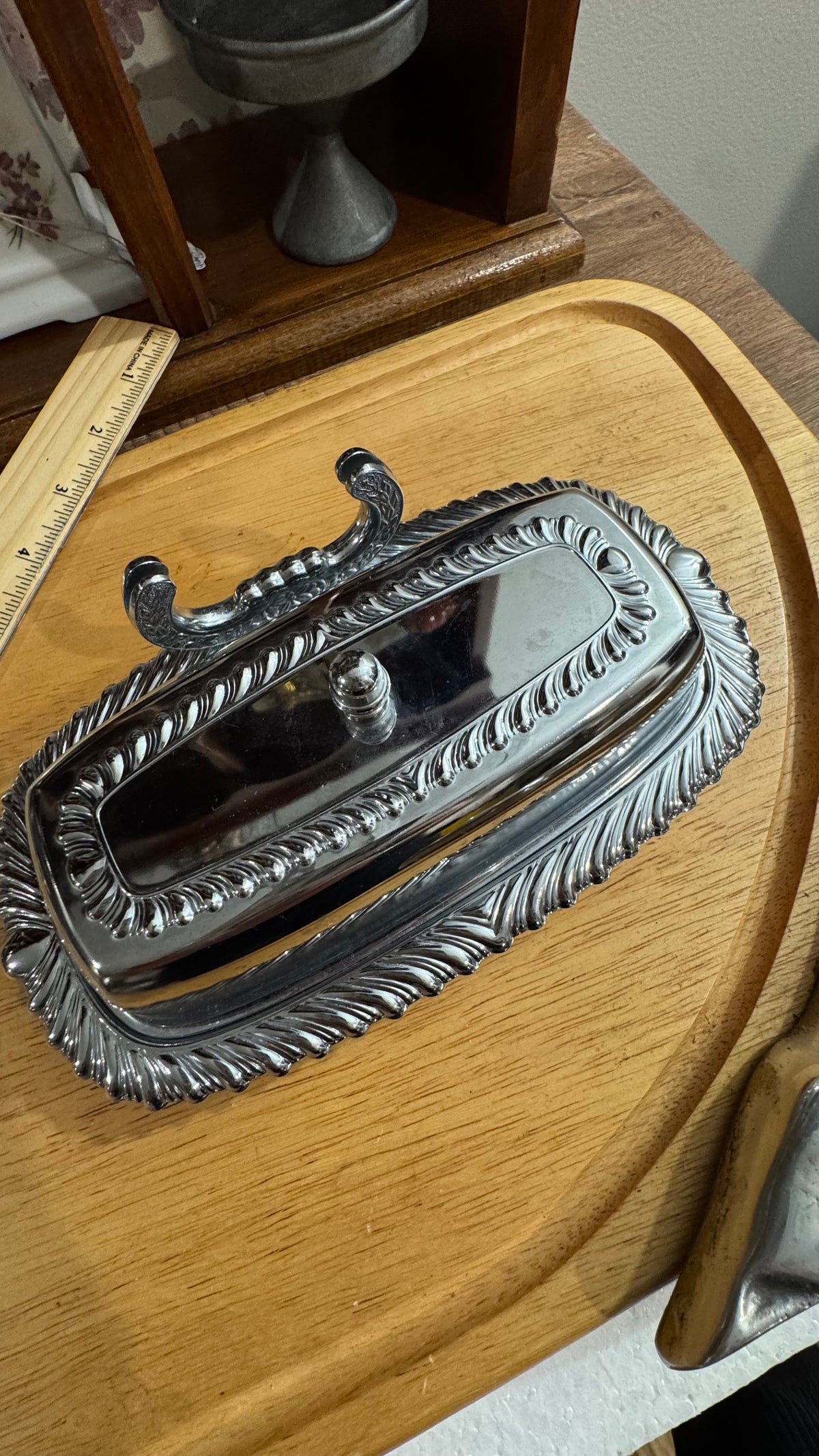 Ornate Silver-Tone Covered Butter Dish with Glass Insert –