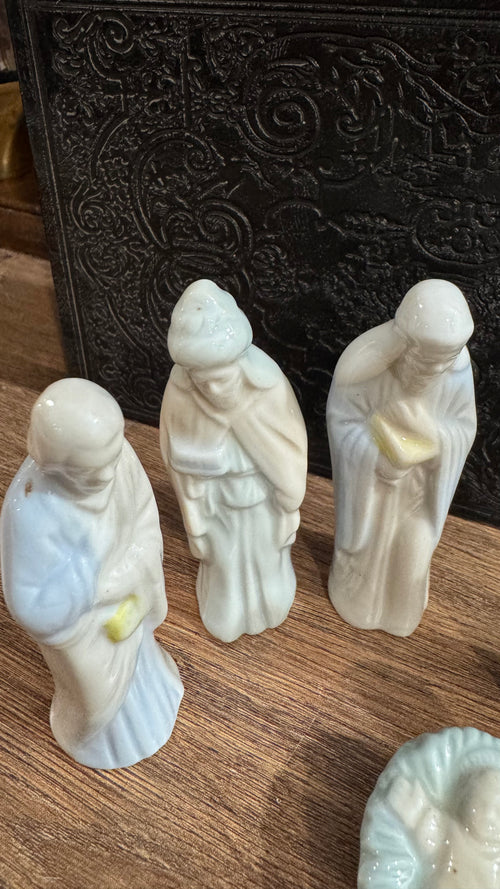 Miniature Pastel Porcelain Nativity – 5 Pieces