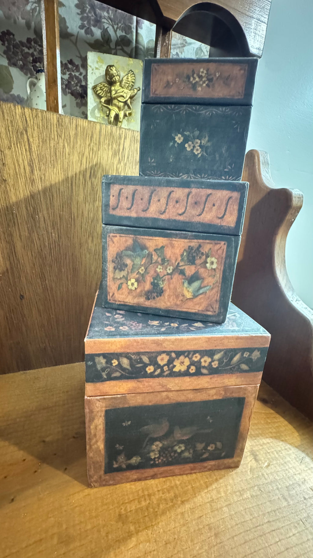 Bob’s Boxes Primitives “Very Fine Grapevine” Decorative Storage Boxes – Set of 3