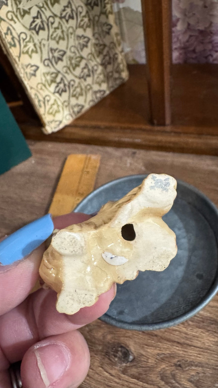 Vintage Miniature Ceramic Pekingese Dog Figurine