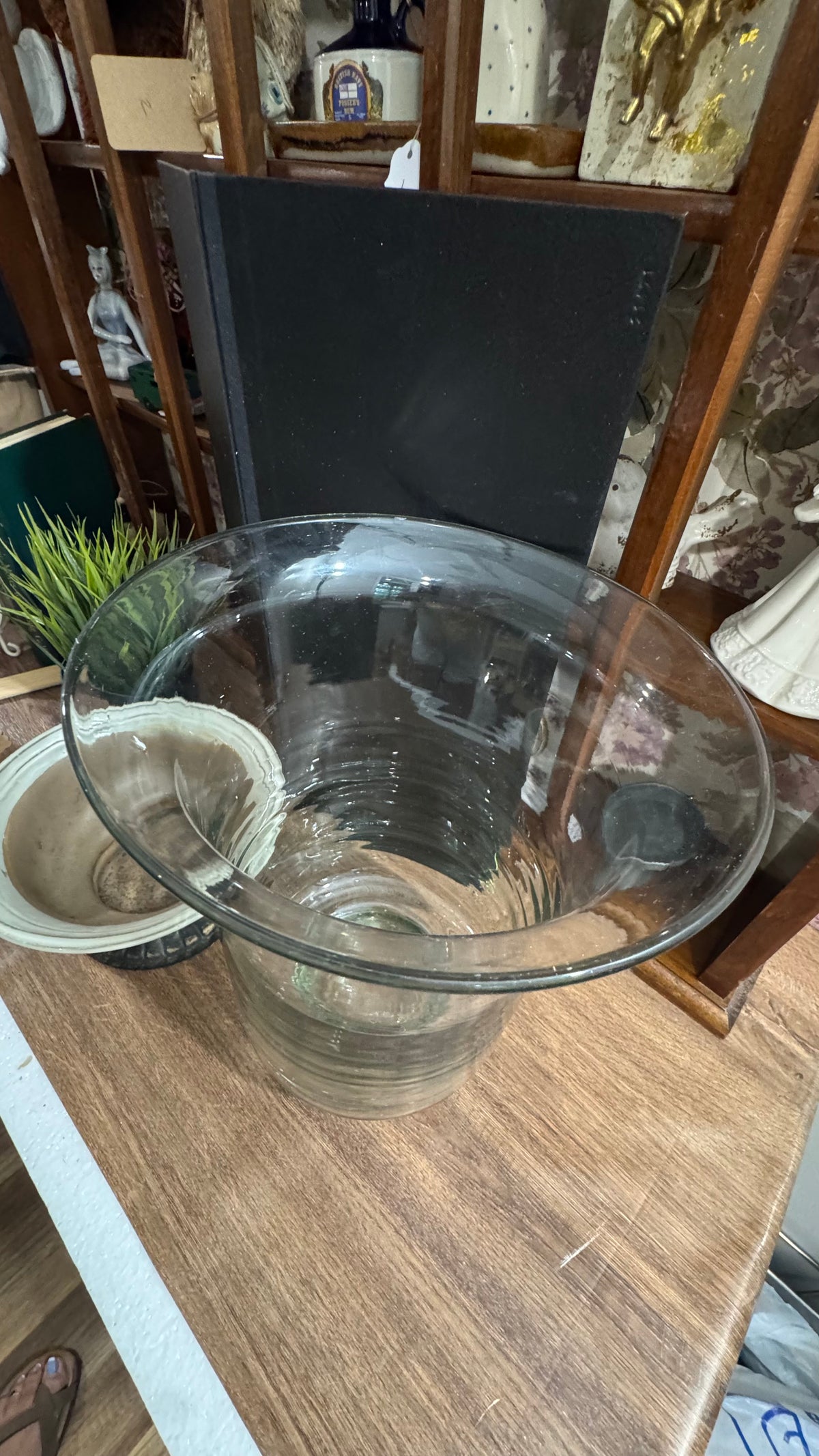 Versatile Glass Hurricane Vase & Decorative Pedestal – 2-Piece Set