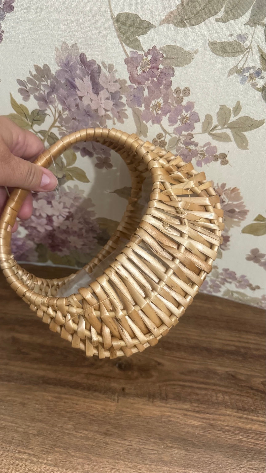 Small Vintage Oval Wicker Basket with Handle
