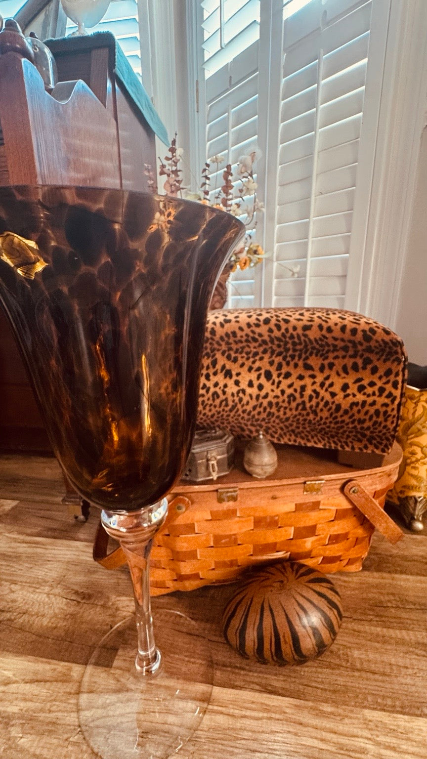 Large Amber Tortoiseshell Glass Pedestal Vase