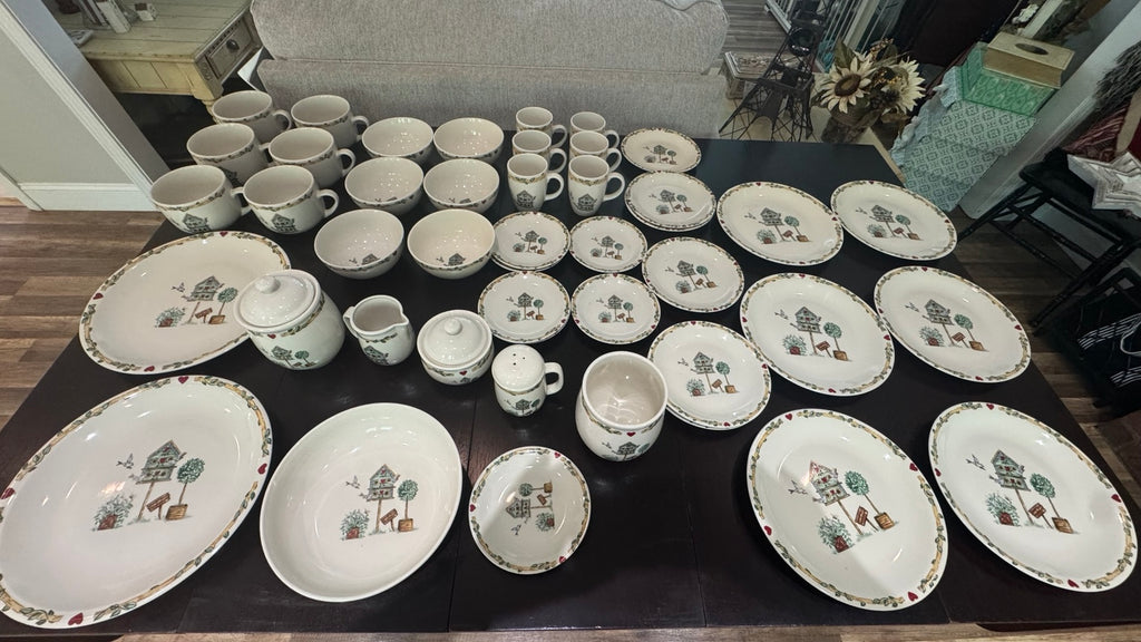45 Pc Thomson Pottery Birdhouse Country Cottage Dinnerware Set