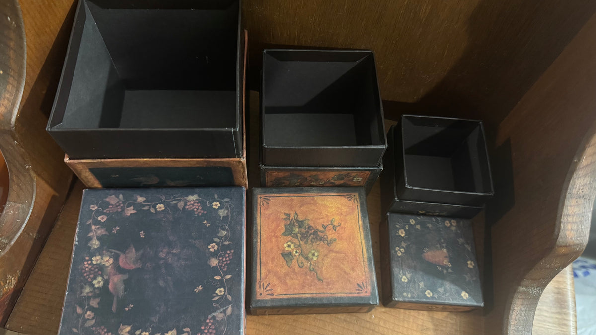 Bob’s Boxes Primitives “Very Fine Grapevine” Decorative Storage Boxes – Set of 3