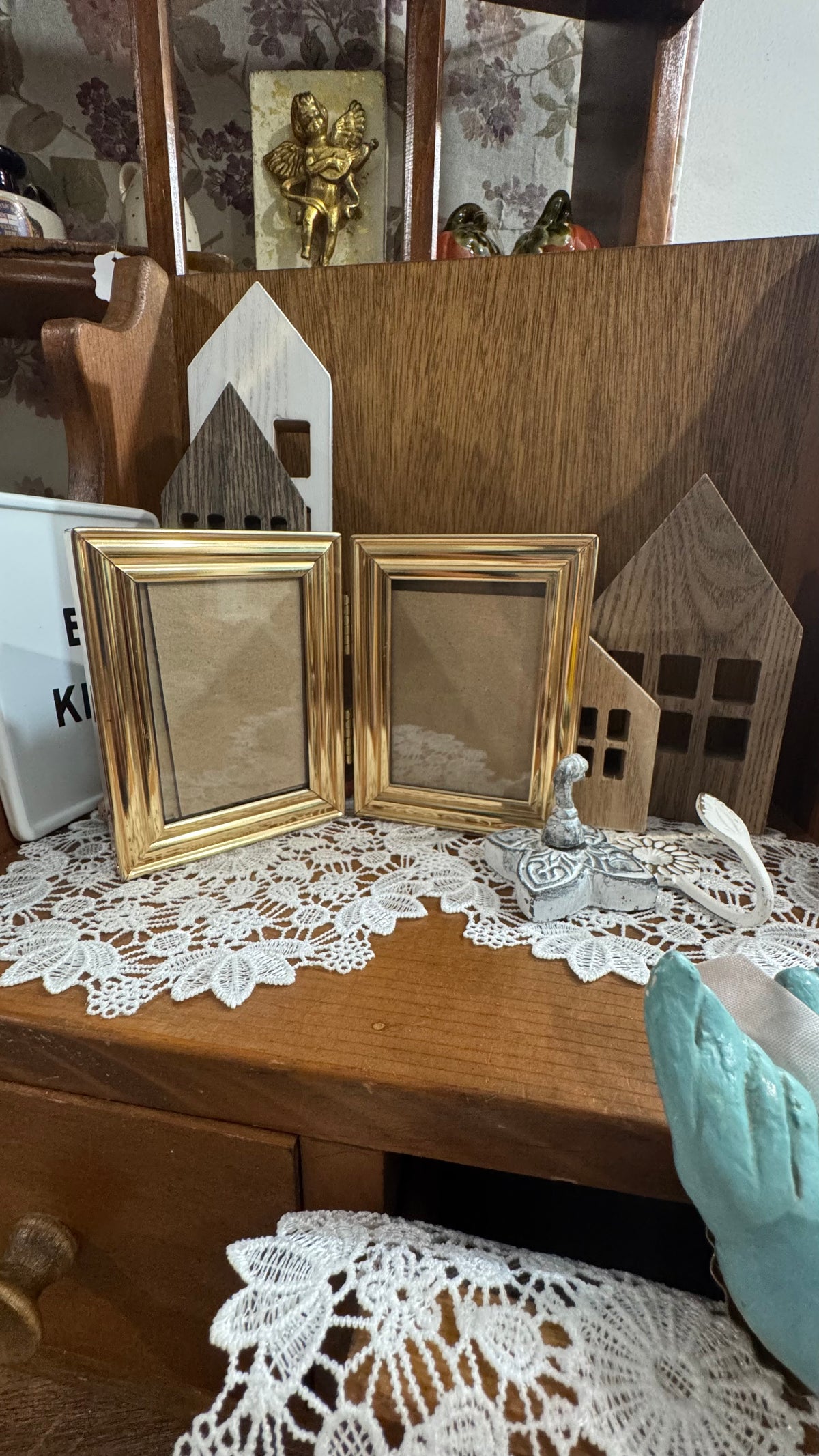 Small Gold-Tone Hinged Double Picture Frame – Tabletop Display