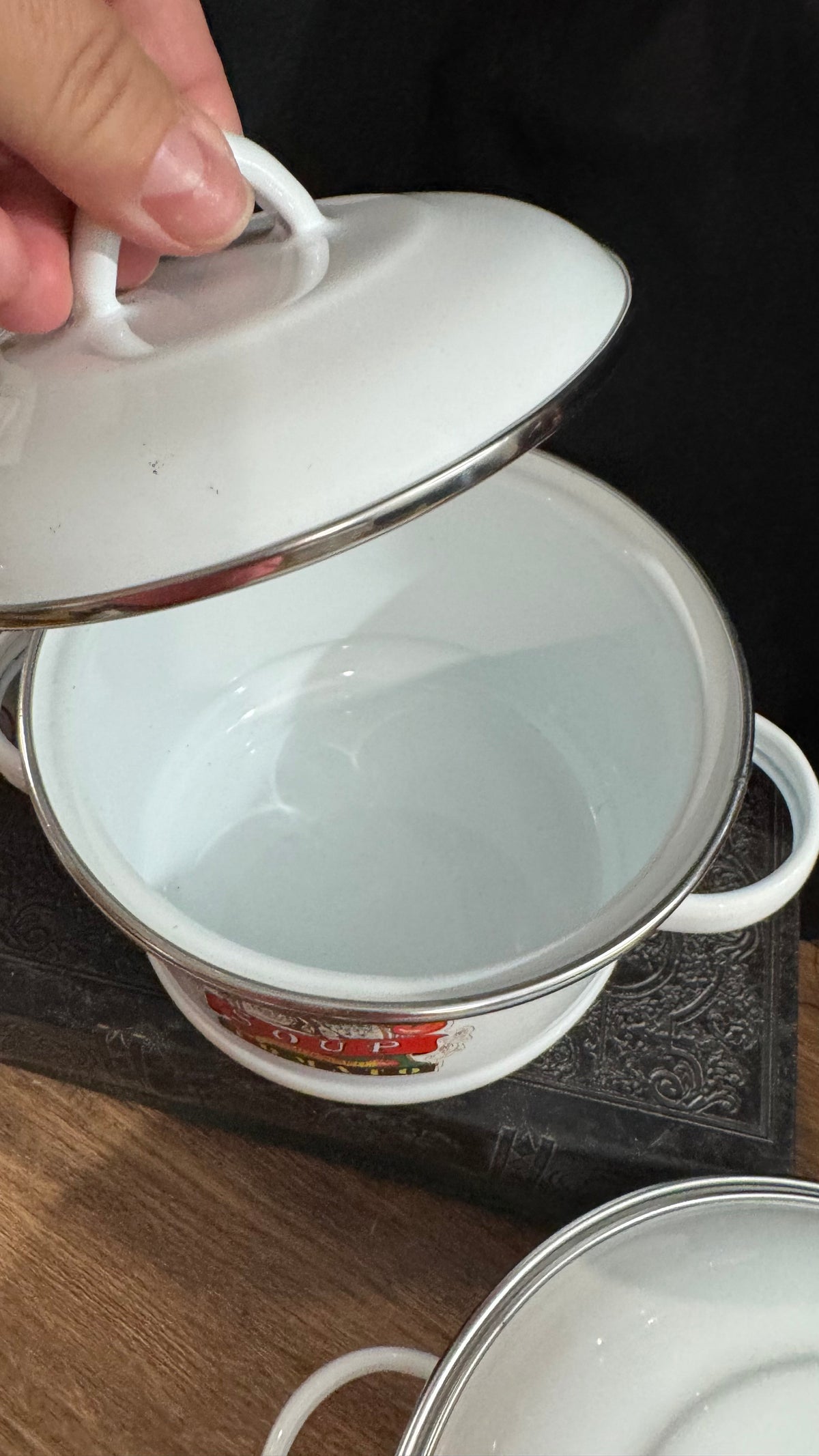 Vintage 1991 Campbell’s Soup Gibson Enamelware Pots – Set of 2