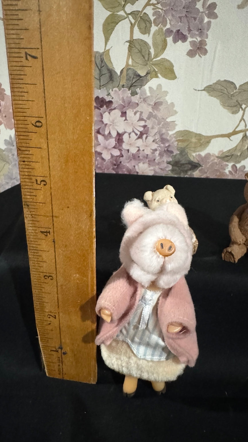 Vintage Miniature Animal Figurine Lot Eden Toys Beatrix Potter Pig Teddy Bears Set