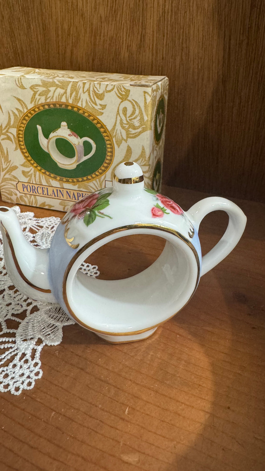 Set of 5 Cracker Barrel Porcelain Teapot Napkin Rings – Pastel Floral & Gold Trim – Boxed