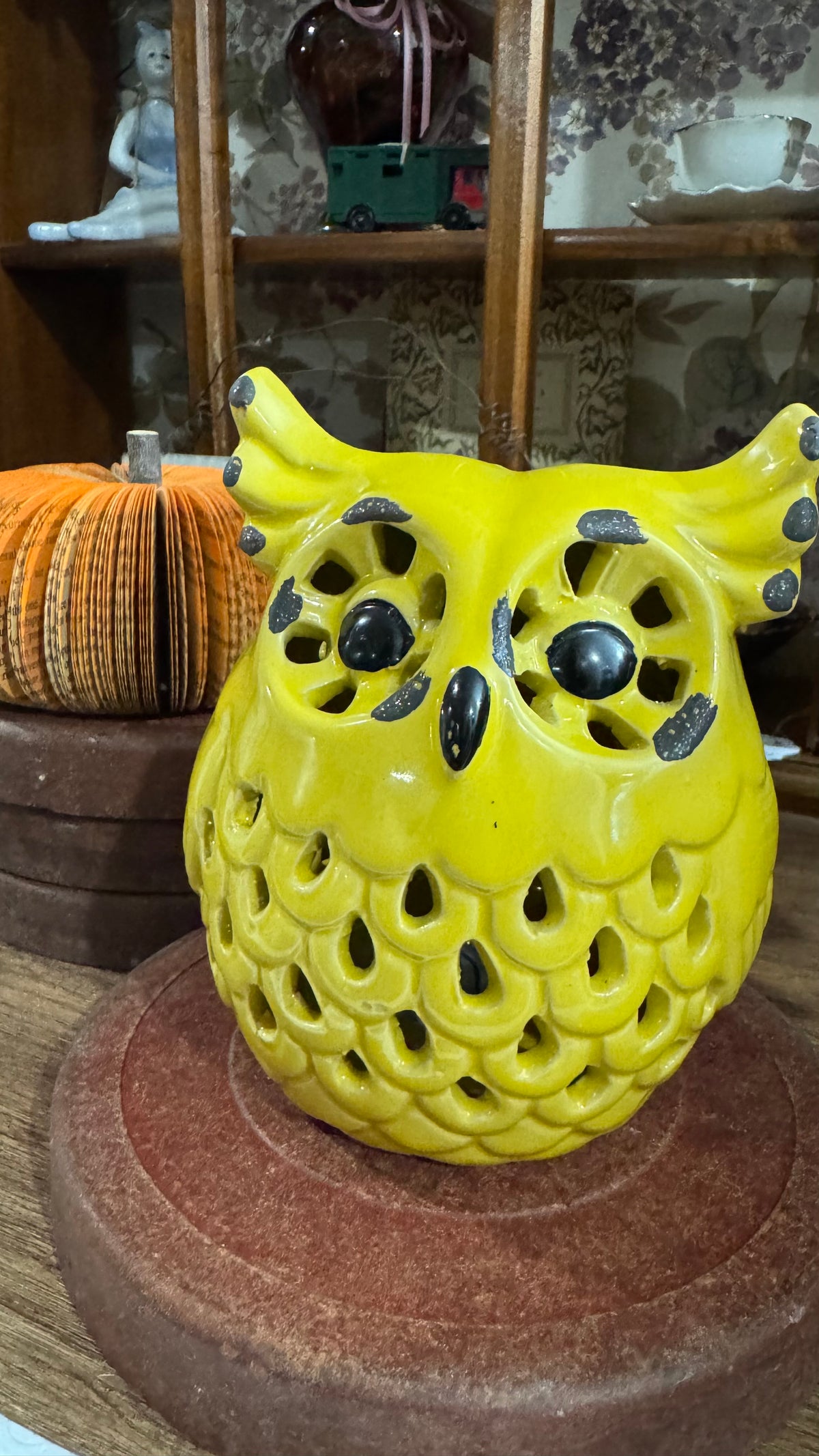 Yellow Ceramic Owl Decor with Cutout Feathers