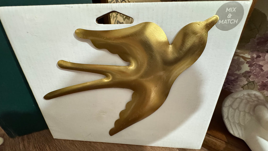 Pair of Gold Flying Bird Wall Decor – Target 2017