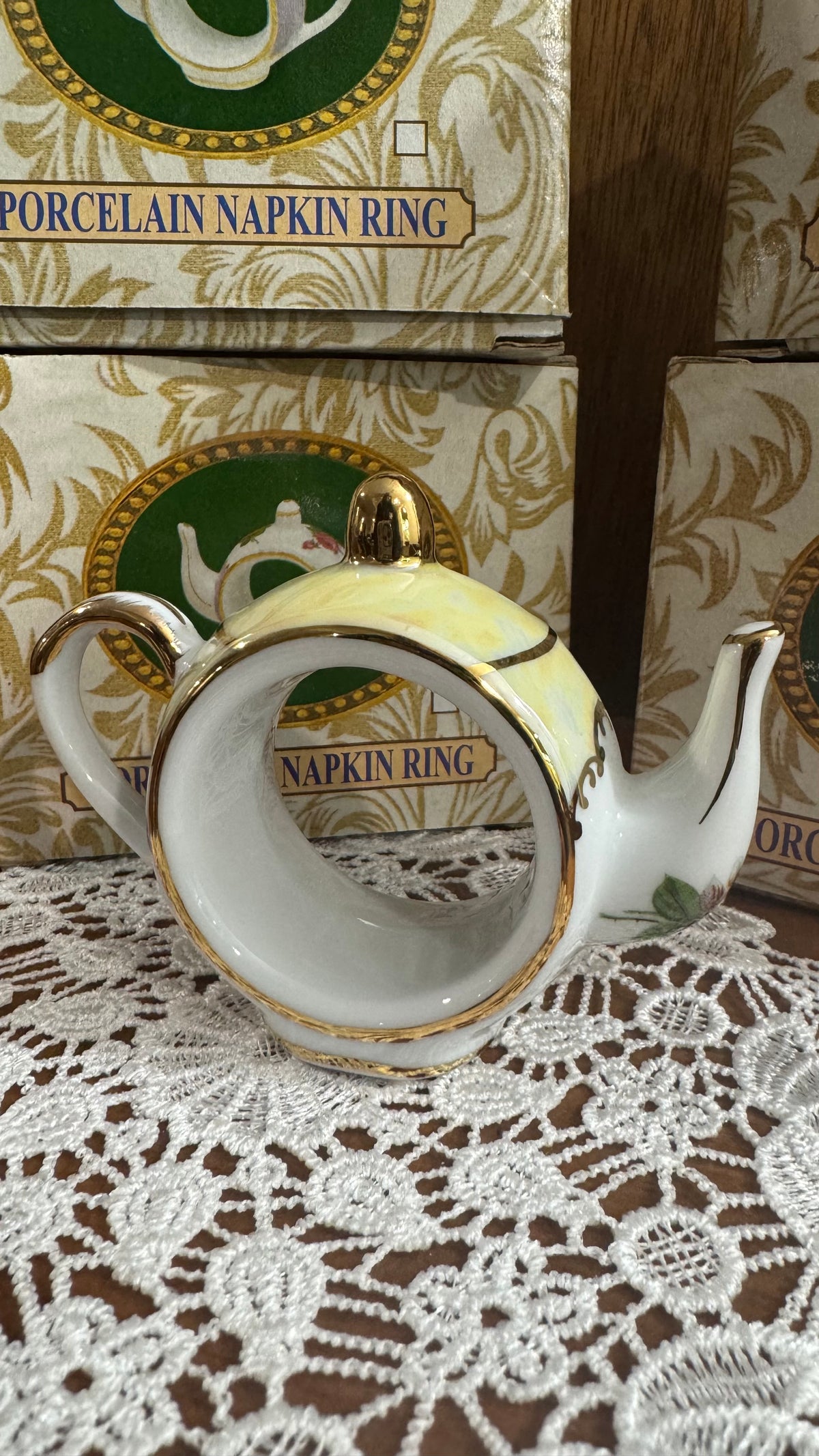 Set of 5 Cracker Barrel Porcelain Teapot Napkin Rings – Pastel Floral & Gold Trim – Boxed