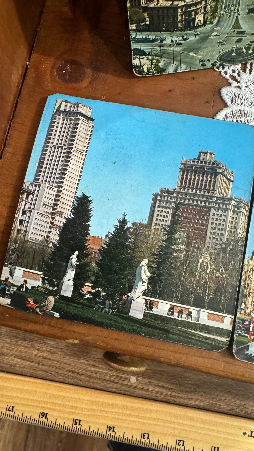 Vintage Madrid Spain Souvenir Coasters – Set of 5 – Red Fabric Backs