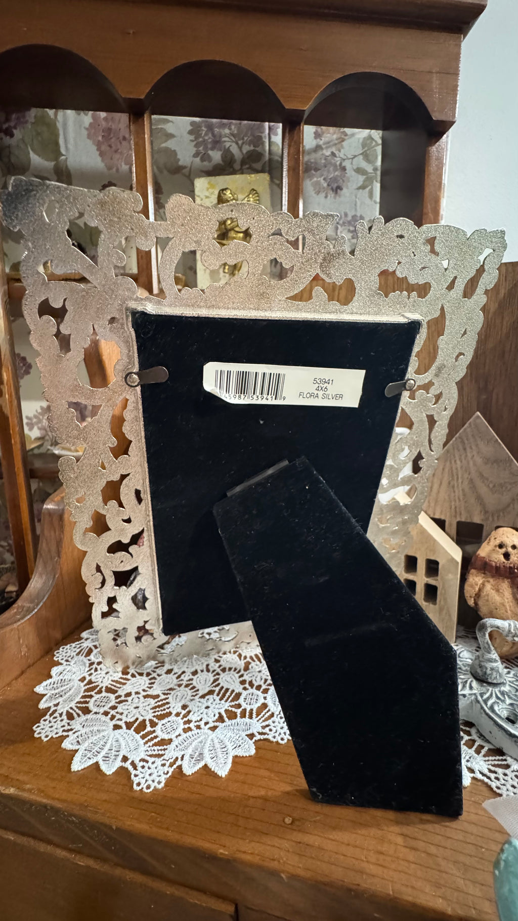 Ornate Silver-Tone Floral Scroll Photo Frame – 4×6 –