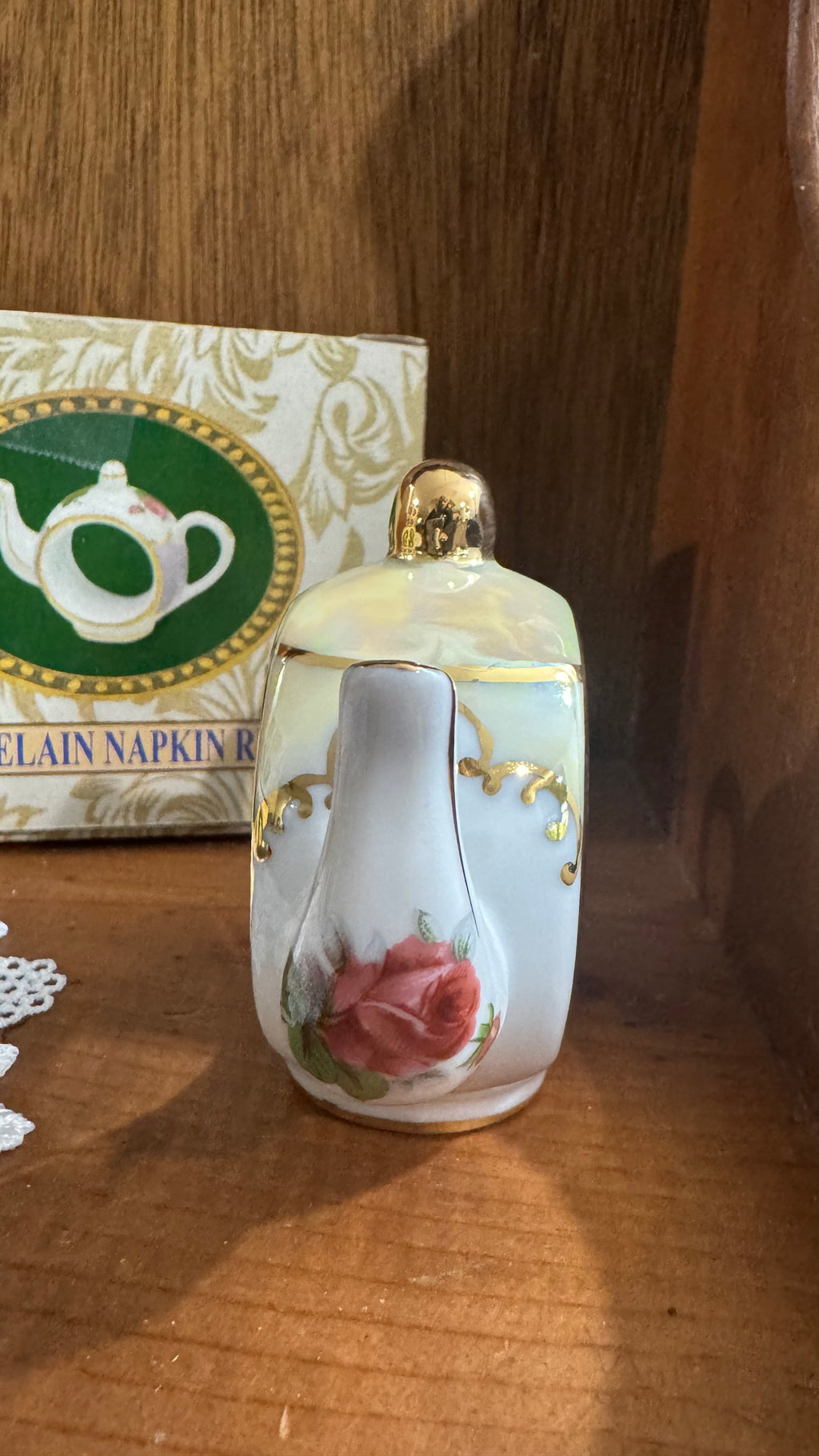 Set of 5 Cracker Barrel Porcelain Teapot Napkin Rings – Pastel Floral & Gold Trim – Boxed