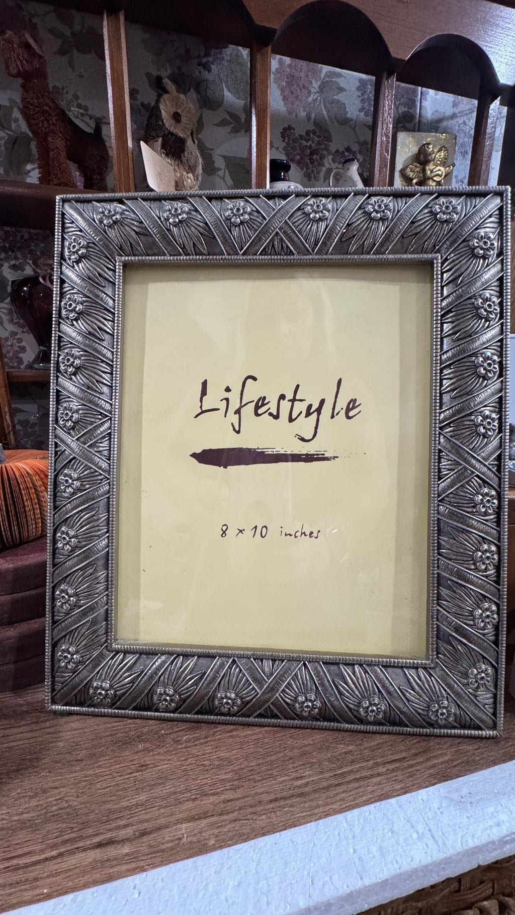 Lifestyle Silver-Tone Floral Picture Frame – 8×10
