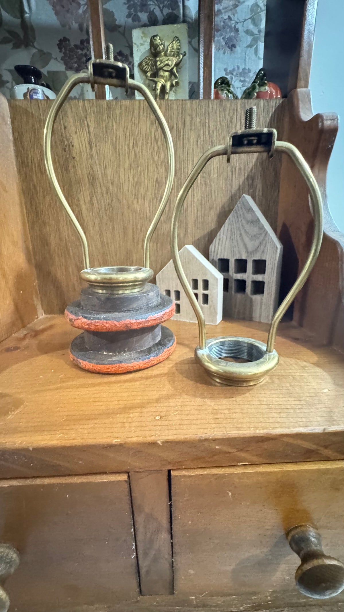 PAIR OF VINTAGE BRASS LAMP HARPS / LAMP HARDWARE