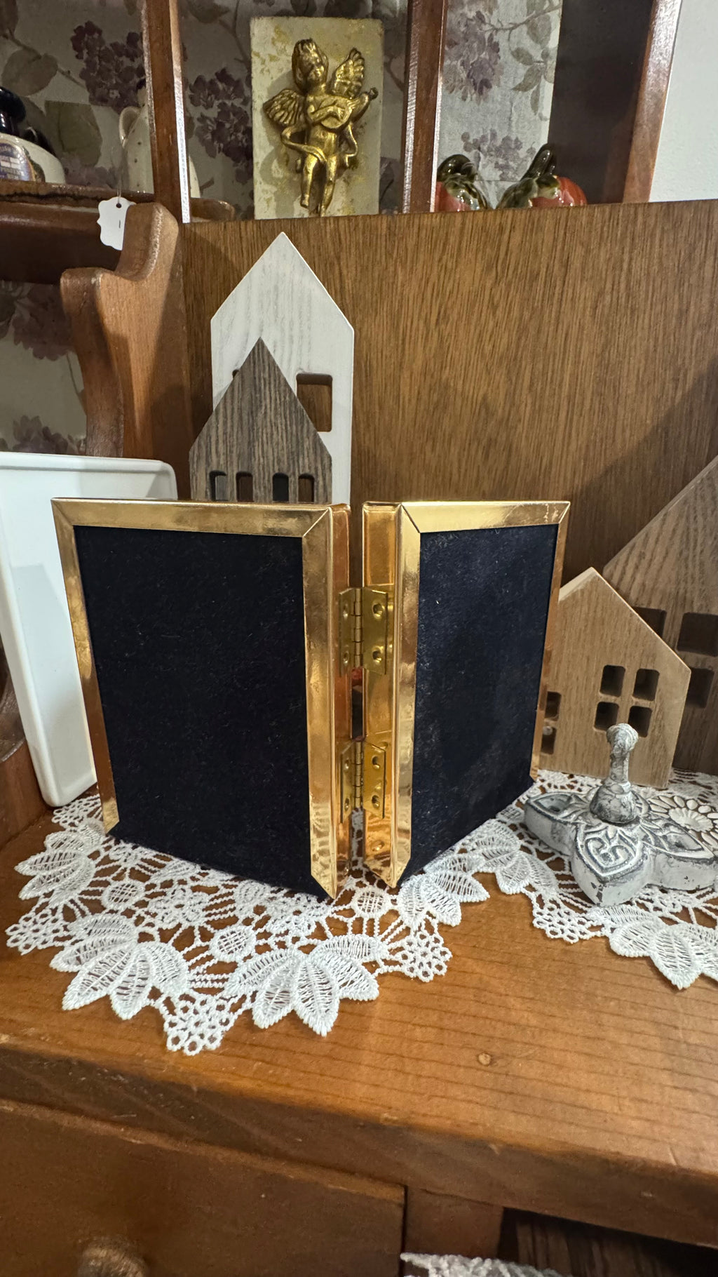 Small Gold-Tone Hinged Double Picture Frame – Tabletop Display