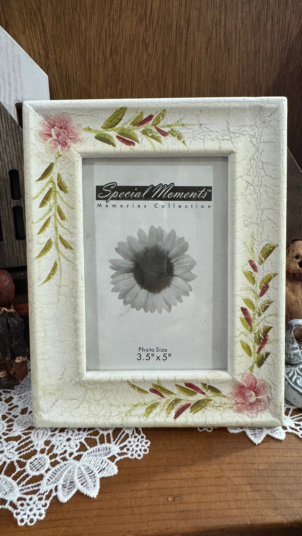 Special Moments Cream Floral Picture Frame – 3½×5 –