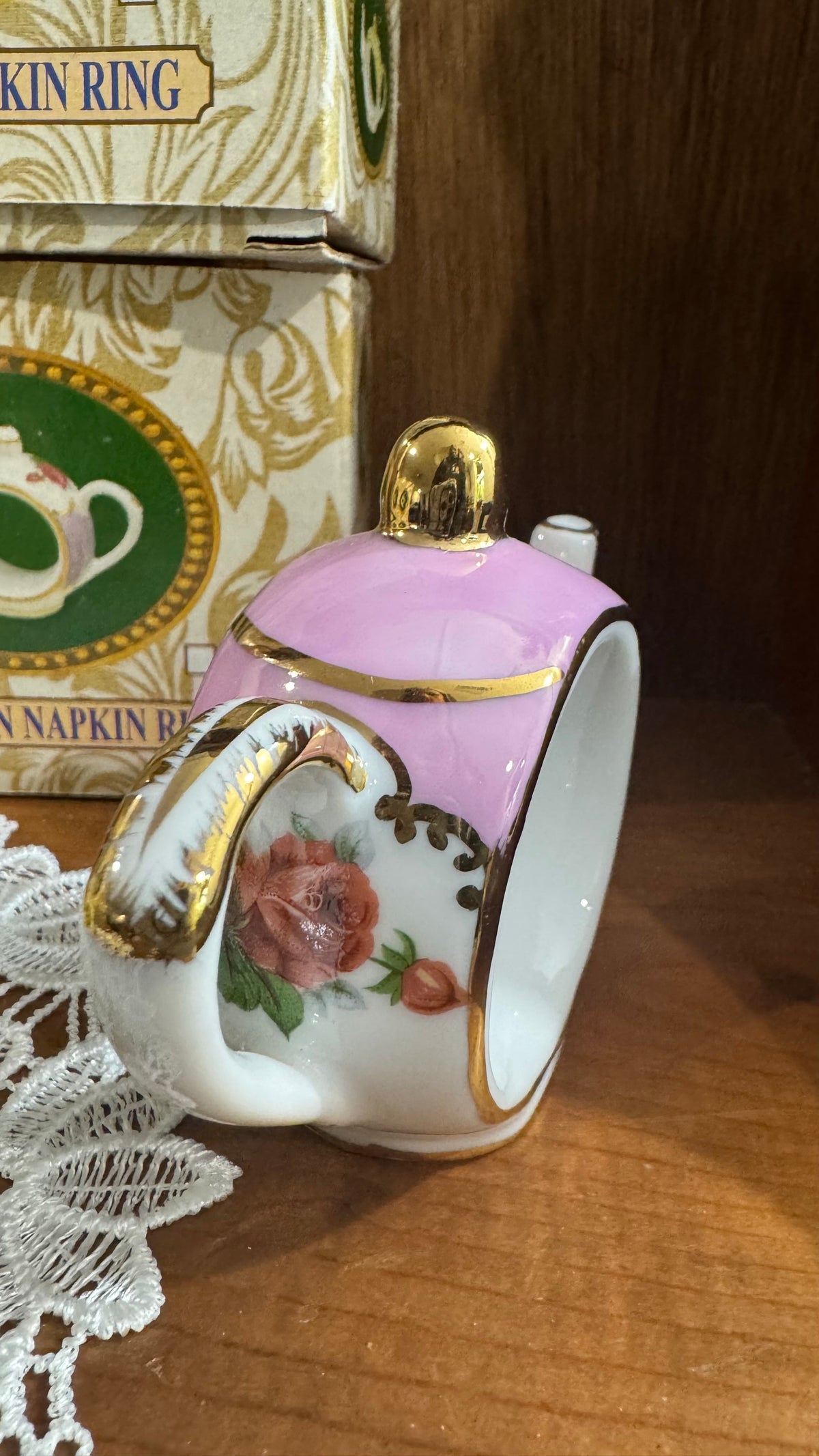 Set of 5 Cracker Barrel Porcelain Teapot Napkin Rings – Pastel Floral & Gold Trim – Boxed