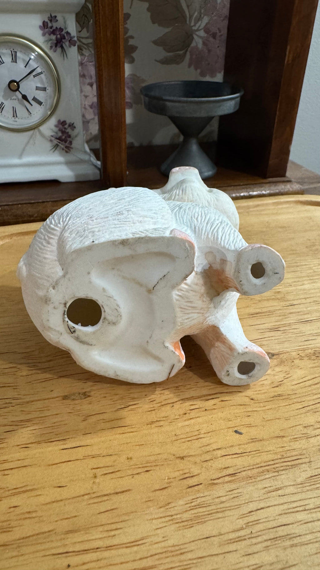 Ceramic Mama Pig & Piglet Figurine – White & Pink Country Décor –