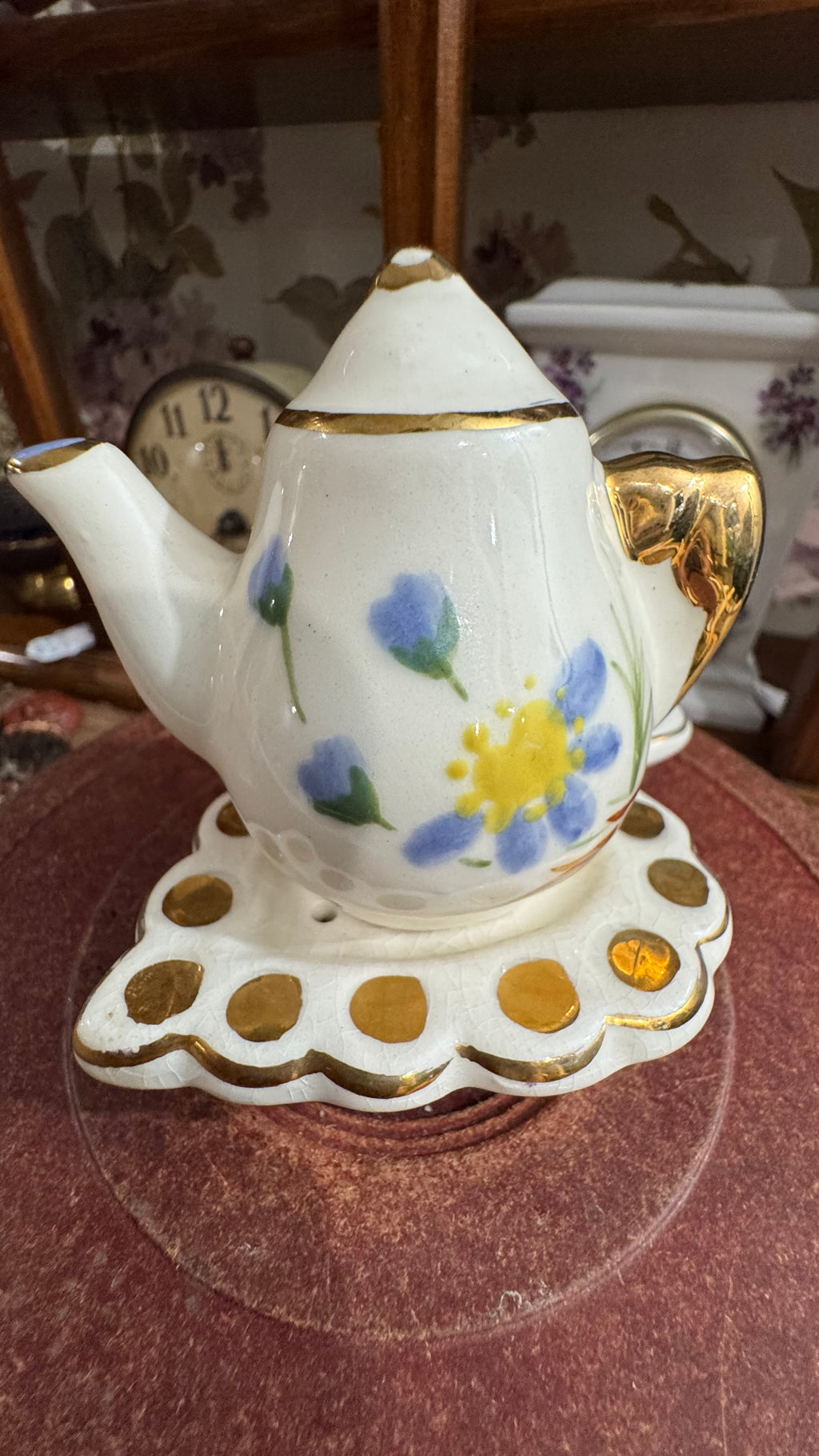 Vintage Poinsettia Studios Teapot & Leaf Salt Pepper Shaker Set Blue Floral Gold