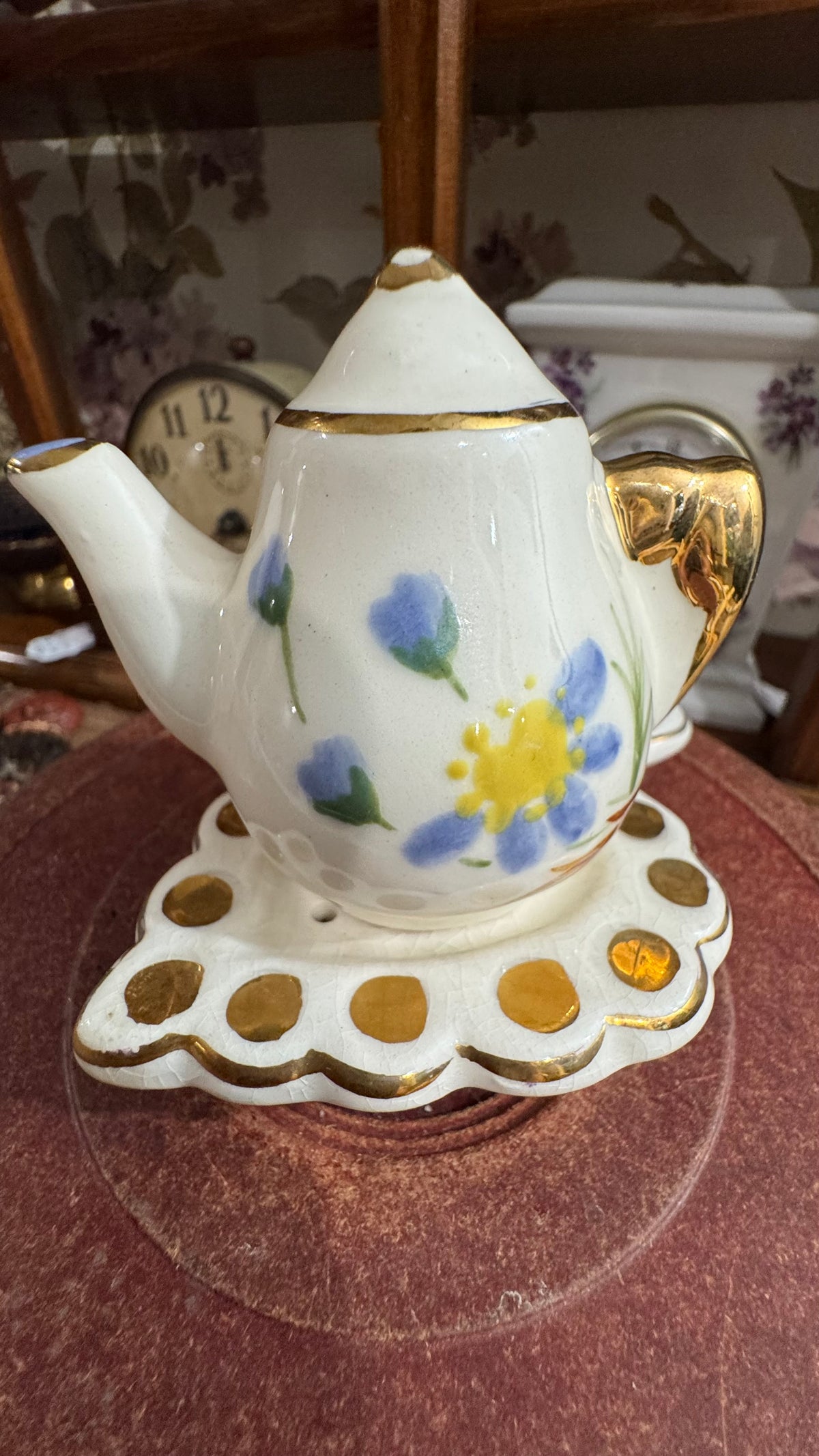Vintage Poinsettia Studios Teapot & Leaf Salt Pepper Shaker Set Blue Floral Gold