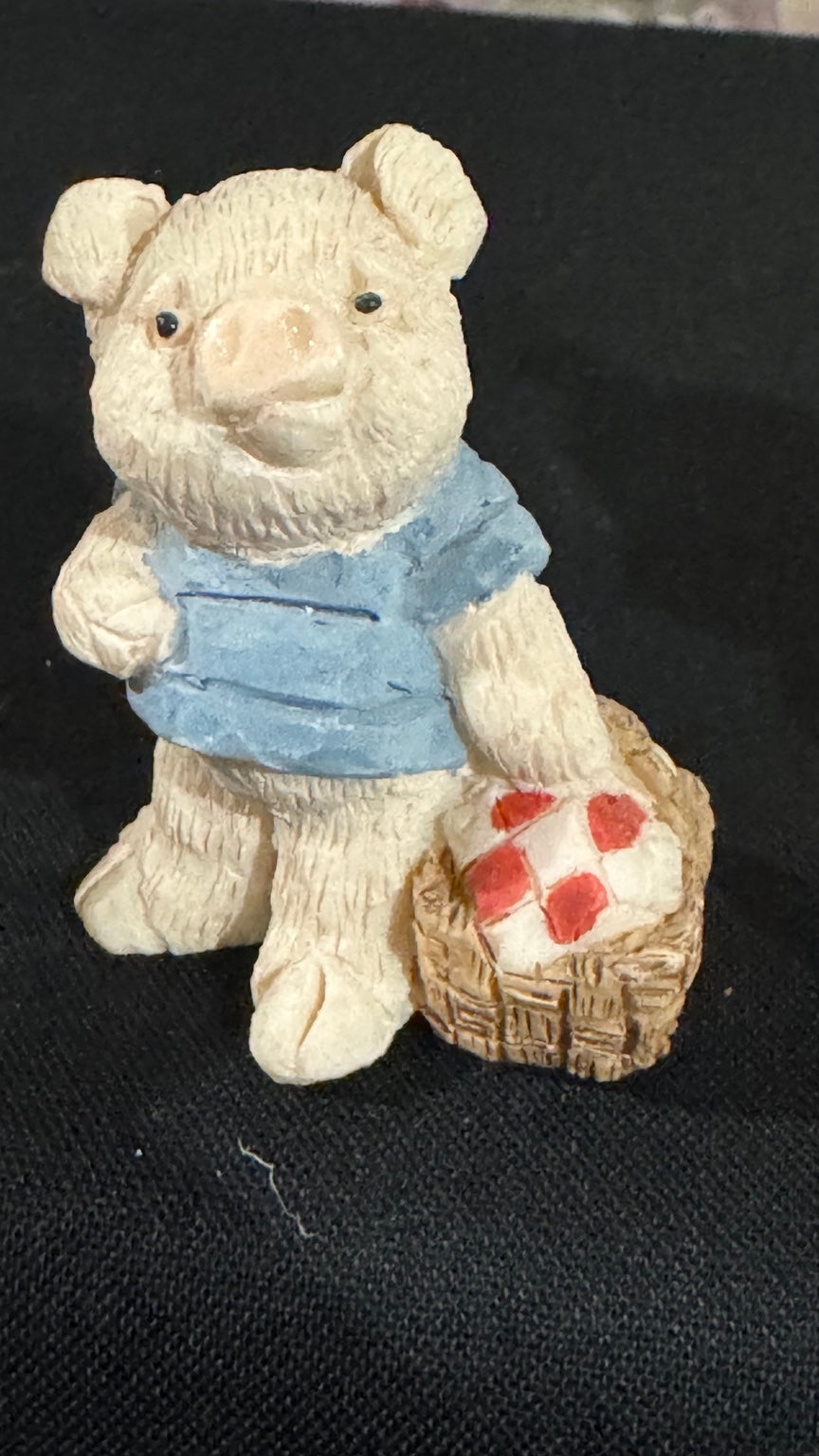 Vintage Miniature Animal Figurine Lot Eden Toys Beatrix Potter Pig Teddy Bears Set