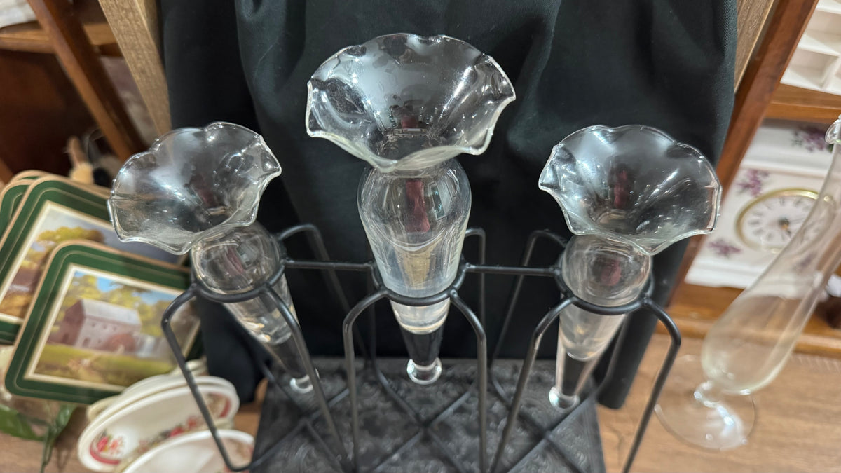 3 Glass Bud Vases with Black Metal Stand – Ruffled Flower Design