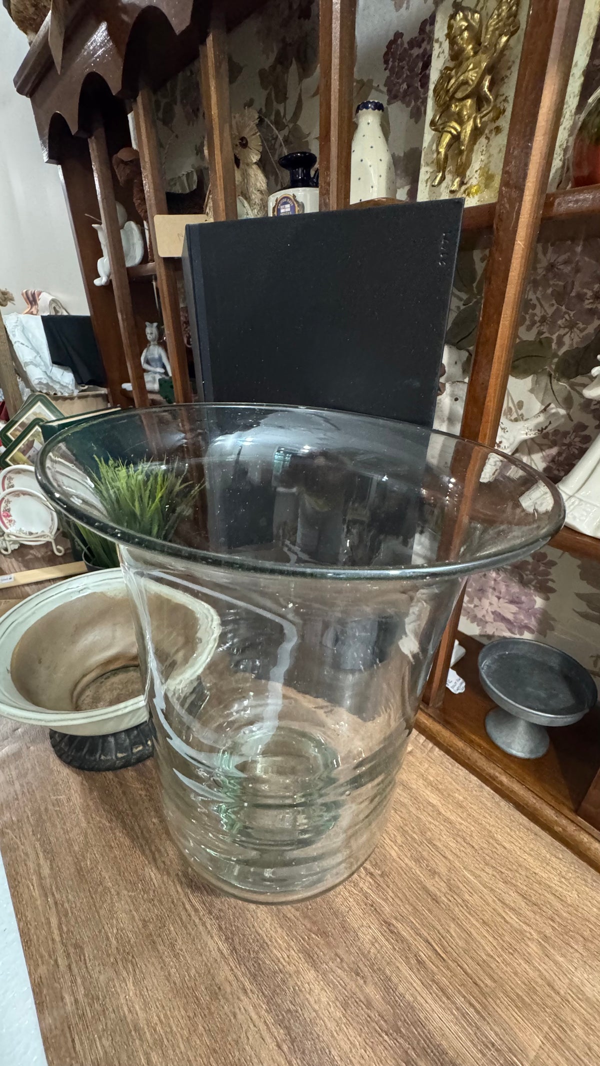 Versatile Glass Hurricane Vase & Decorative Pedestal – 2-Piece Set