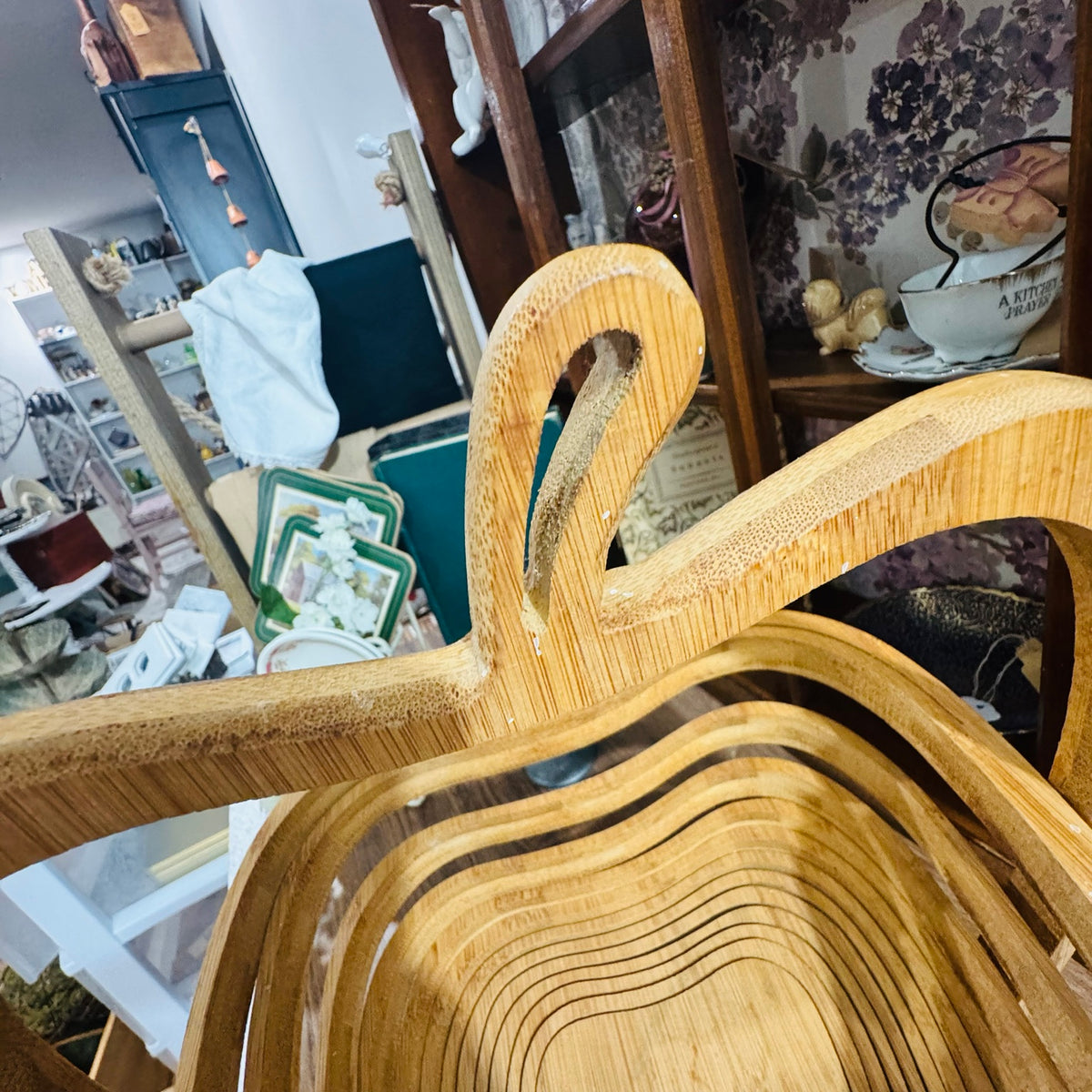 Vintage-Style Bamboo Collapsible Apple Basket – Folding Puzzle Basket
